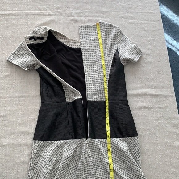 Tibi Faux Leather Panel Fit & Flare Jacquard Mini Dress US 4 Black Grey - Picture 5 of 7